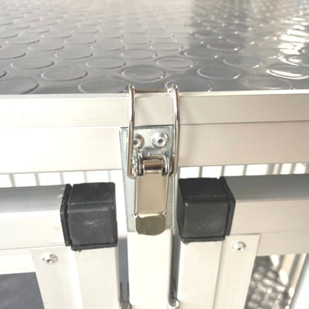 SHOWTROLLEY EXPOSE - VOOR 1 HOND - ALUMINIUM - MET WIELEN